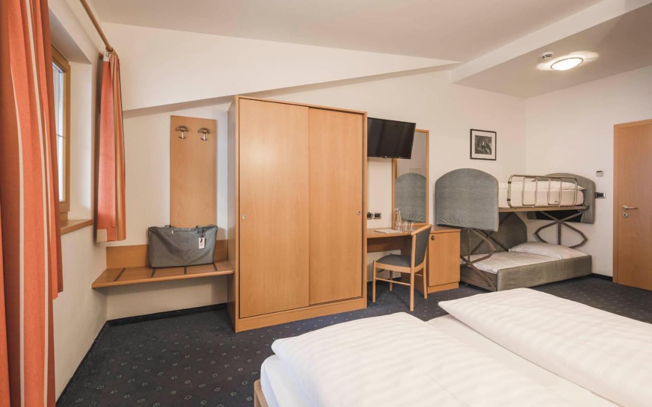 Hotel Schoelzhorn Superior Racines Extérieur photo